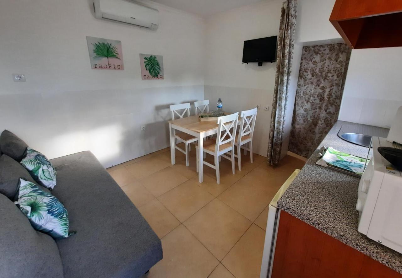 Centenaria Oia Bagian luar foto